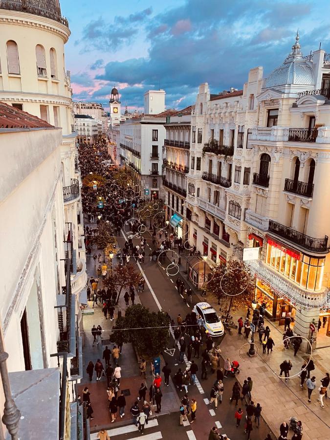 Hostal Patria Madrid Esterno foto